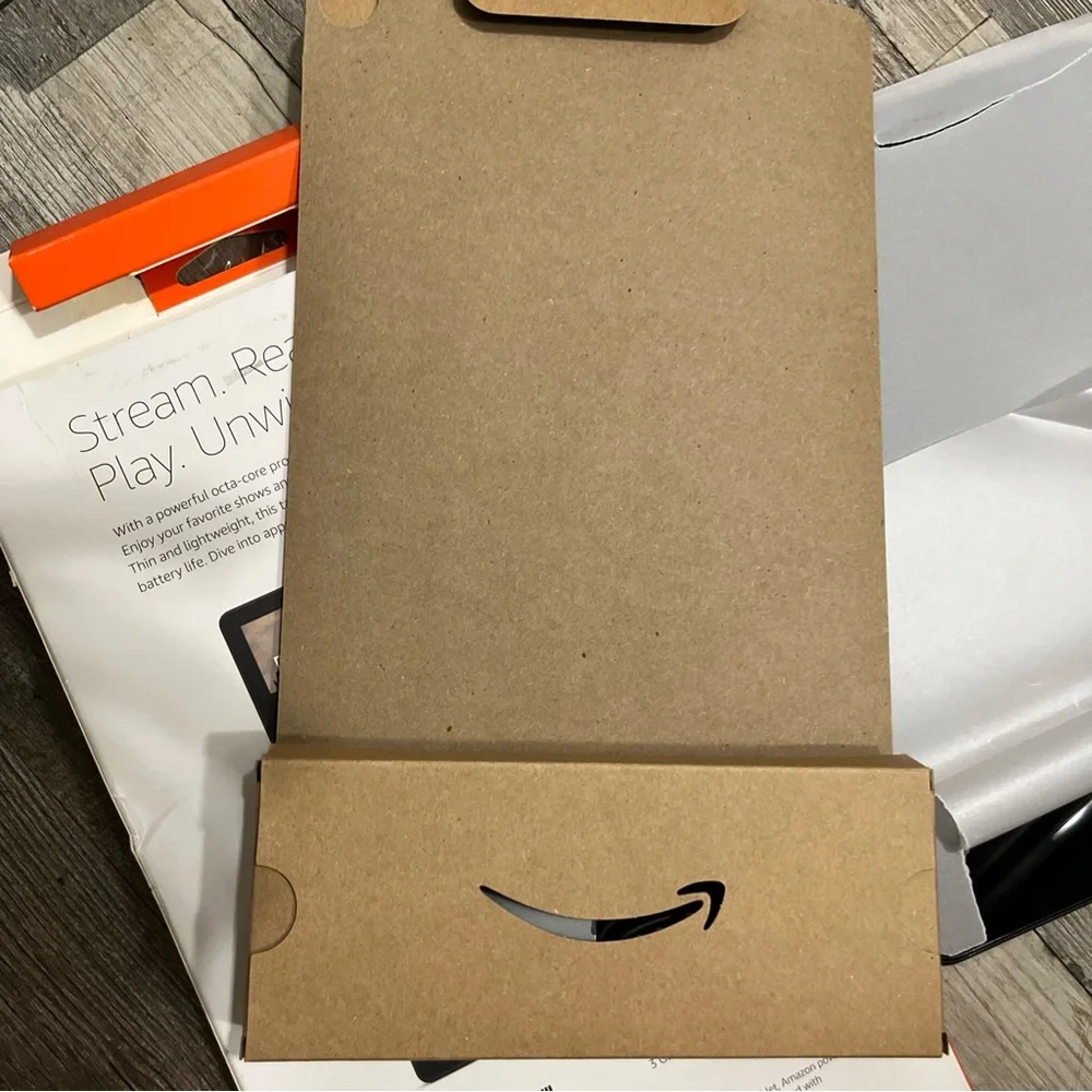 Amazon Fire HD 10 Tablet - Orange Box